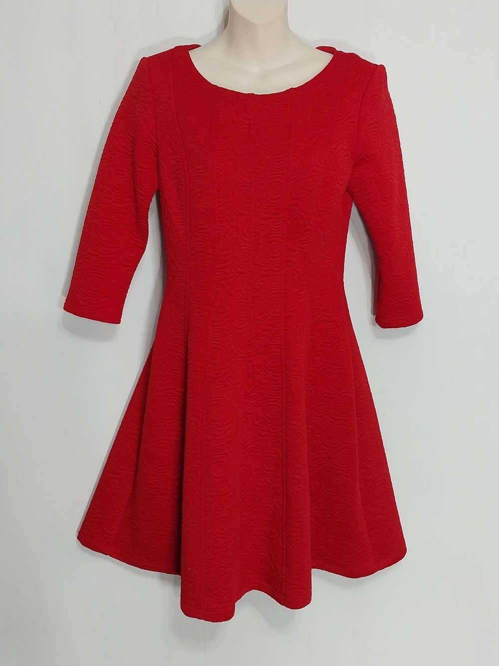 🔵BOGO FREE🔵Just Taylor Dress Red Stitched Roses Design Sz 4